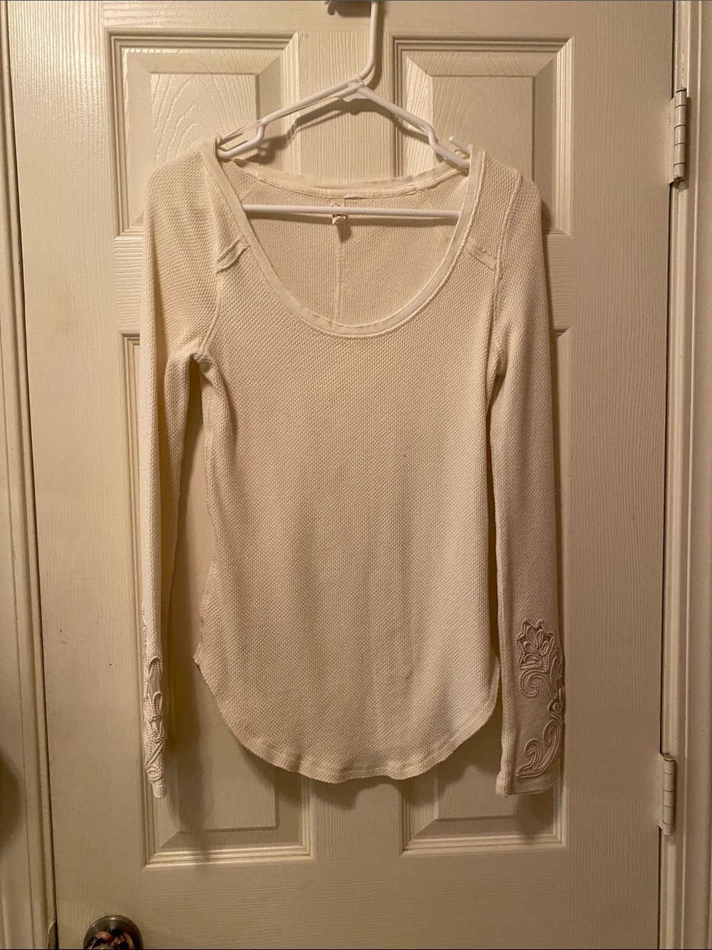 Free People Cream Scoop Neck Long-Sleeve Top with Embroidered Cuffs Medium